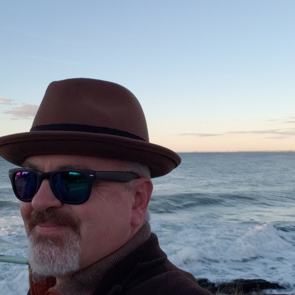 Meet your Posher, Brian - Picture 2 of 2